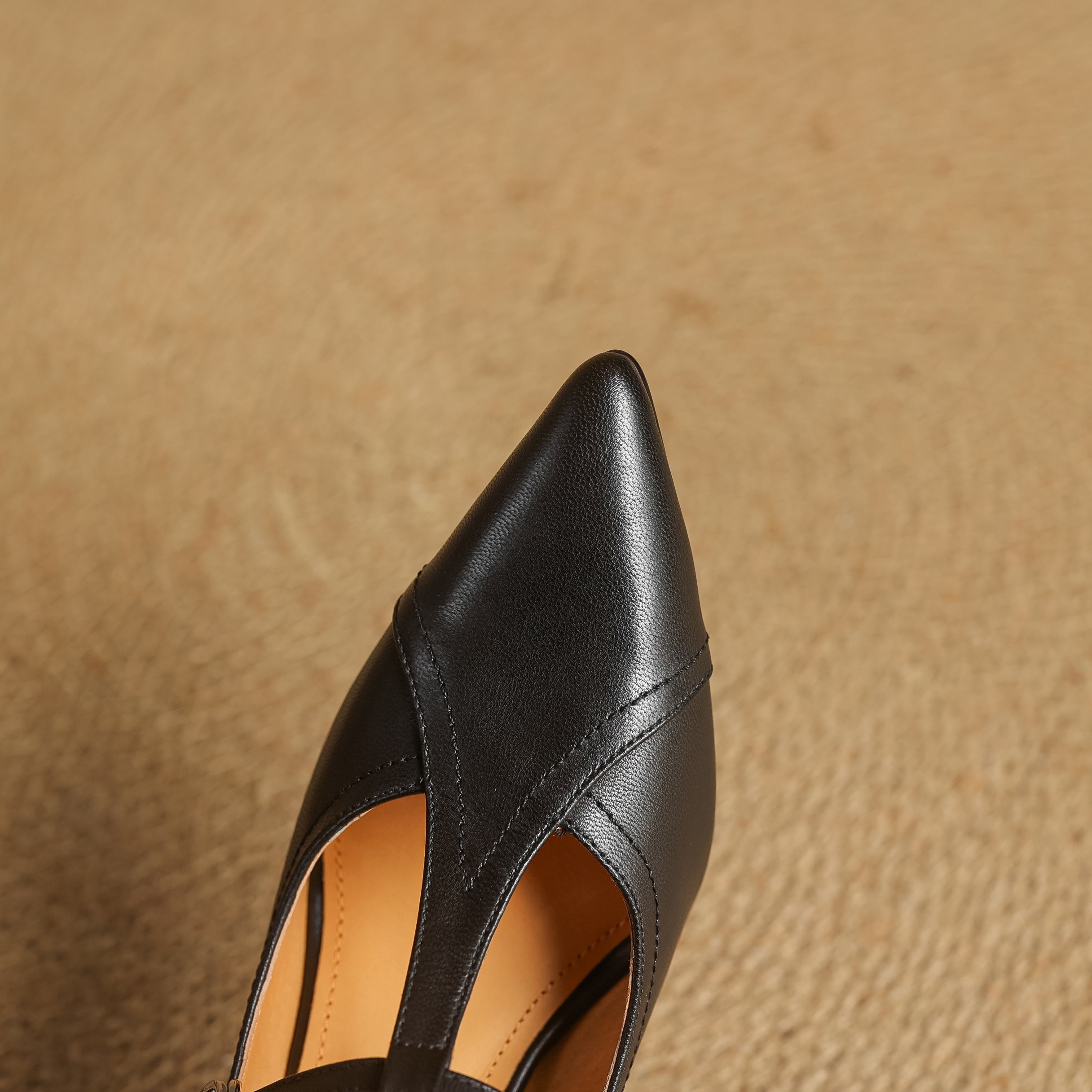 Pointed Toe Mary Jane Pumps