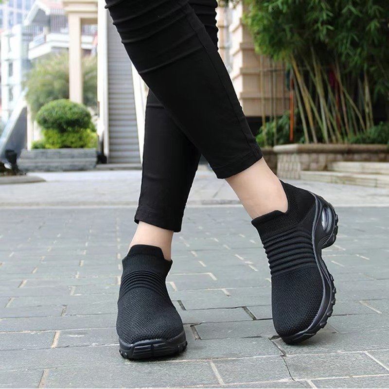 Women's Knit Platform Sneakers