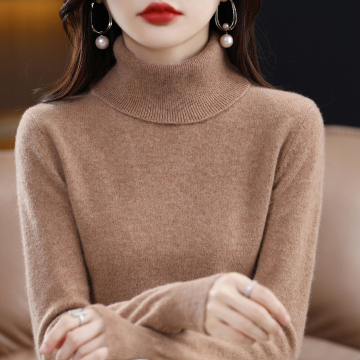 Women's Slim Cashmere Turtleneck Sweater - Brown