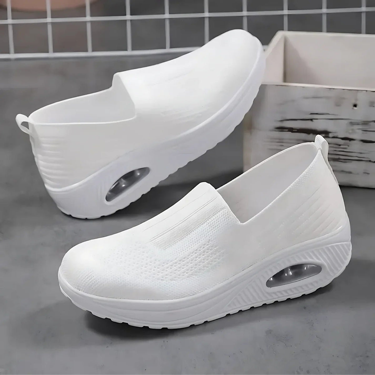 Women's Knit Platform Sneakers - White