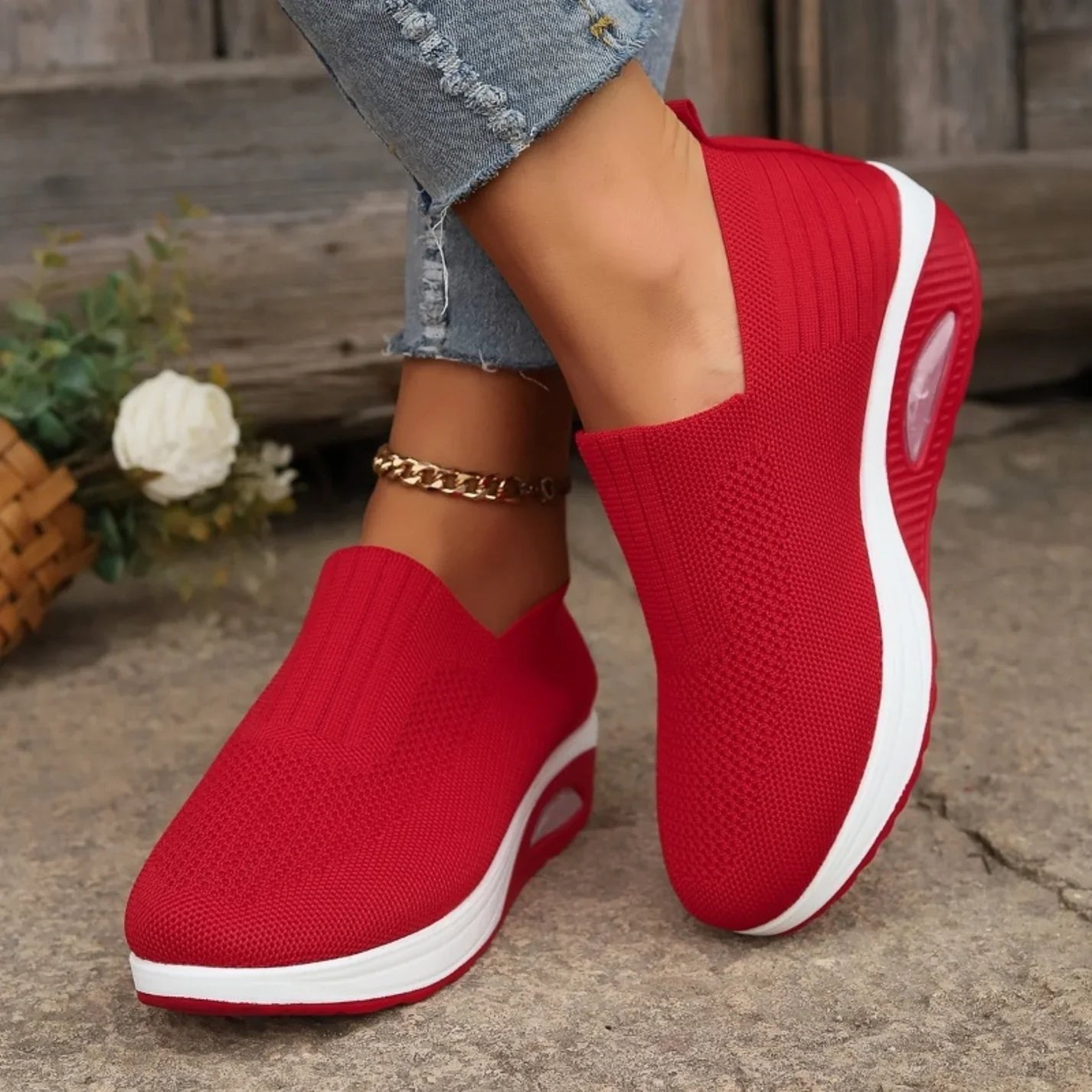 Women's Knit Platform Sneakers - Red