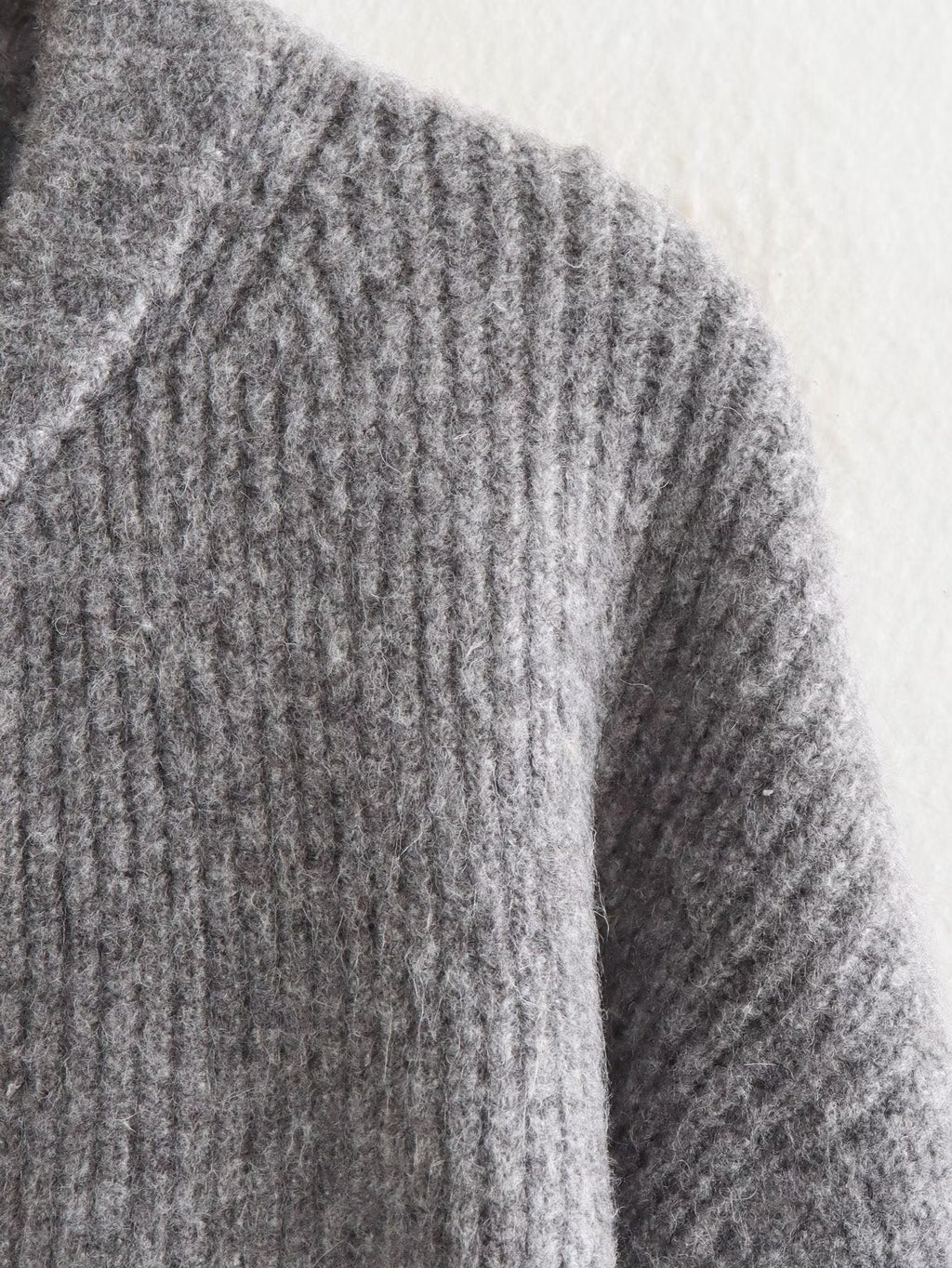 Women's Cropped Wool Cardigan