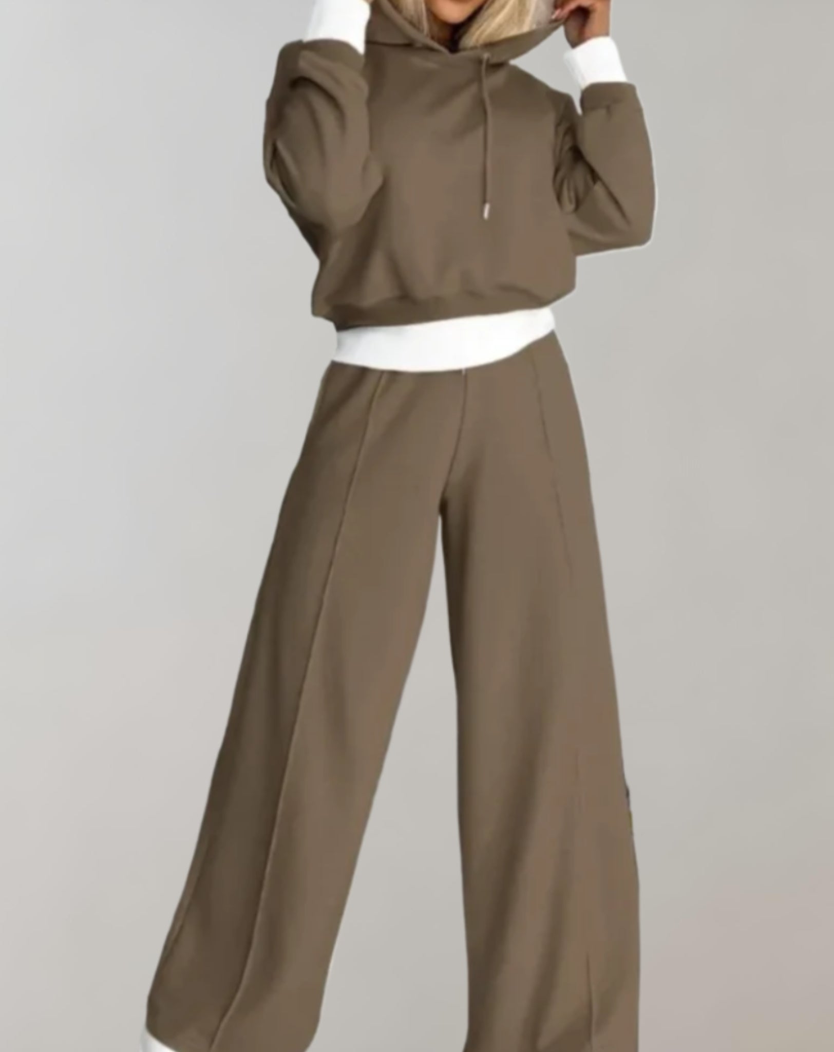 Women’s Tracksuit Two Piece Cropped Hoodie And Wide Leg Trousers Set 5