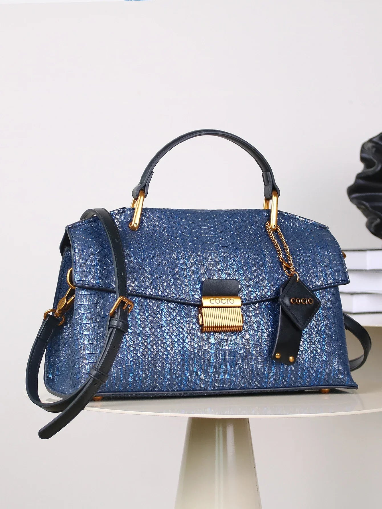 Zoe Women's Structured Top Handle Bag 4